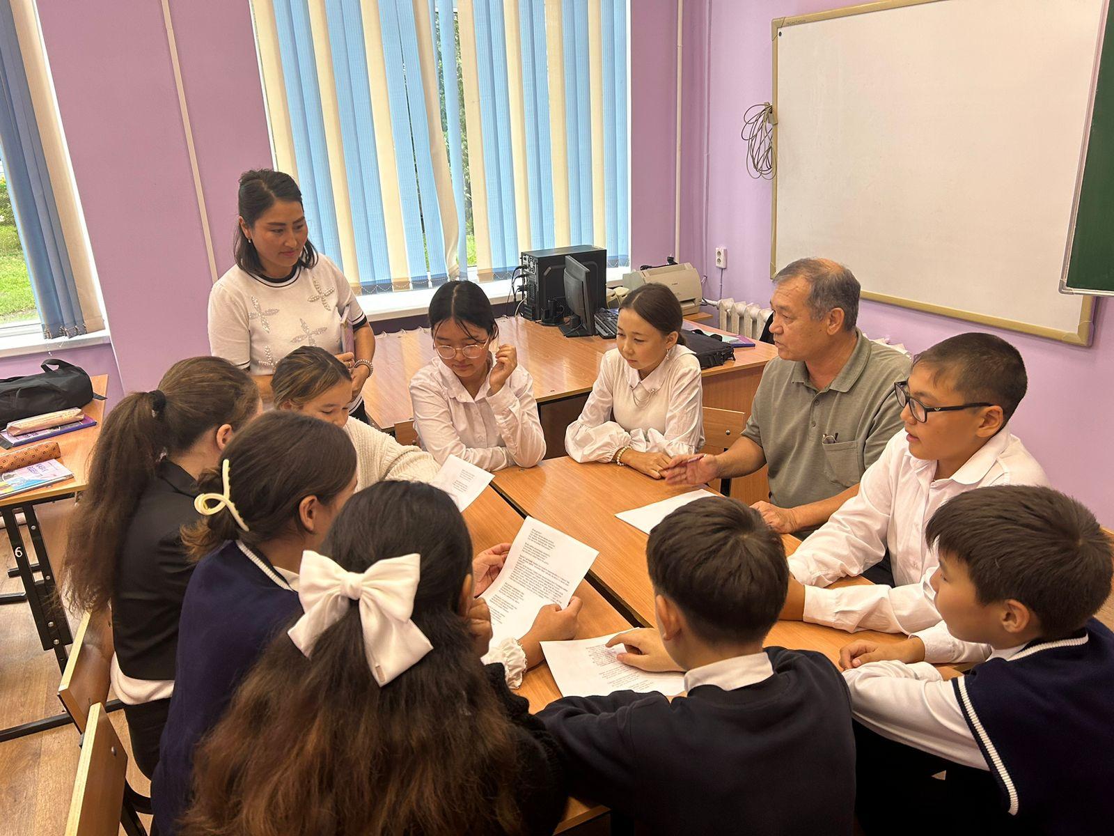 «Жас өрендер» дөңгелек үстелі