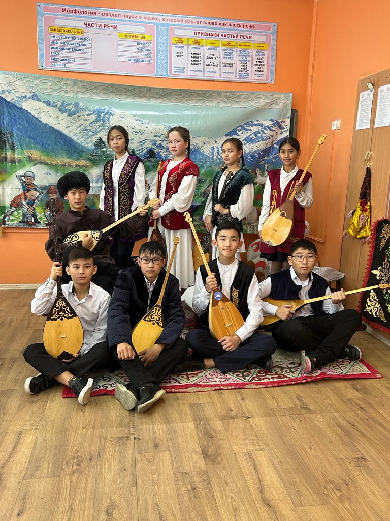 АҚЫНДАР АЙТЫСЫ